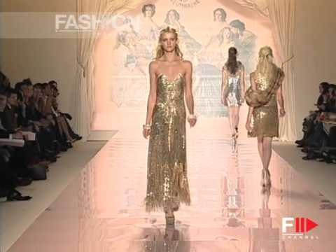 Fashion Show Blugirl Autumn Winter 2006 2007 Milan 3 of 3 by Fashion Channel