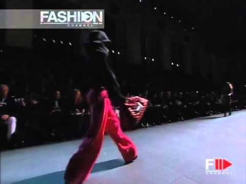 Fashion Show Louis Vuitton Autumn Winter 2006 / 2007 Paris 1 of 3 by Fashion Channel