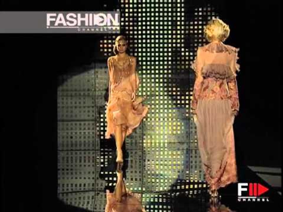 Fashion Show "Zuhair Murad" Autumn Winter 2006 / 2007 Haute Couture 2 of 4 by Fashion Channel