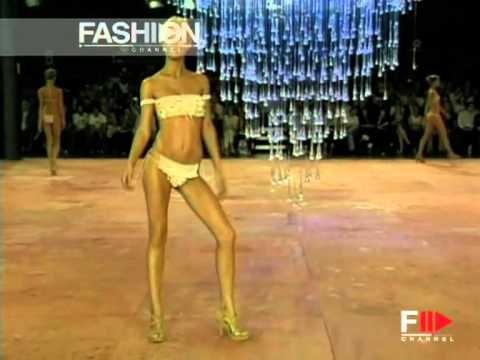 Fashion Show Rosa Cha Spring Summer 2006 New York 1 of 3 by Fashion Channel