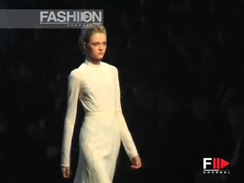 Fashion Show Rochas Pret a Porter Women Autumn Winter 2005 2006 Paris 3 of 3