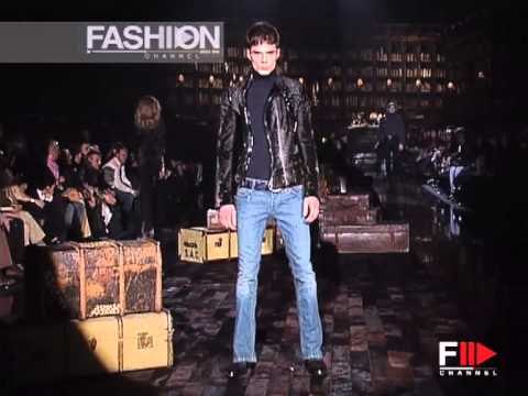Roberto Cavalli Fashion Show Pret a Porter Men Autumn Winter 2005 2006 Milan 2 of 3