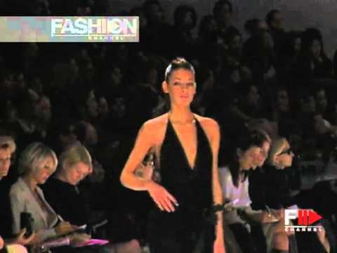 Emanuel Ungaro Spring Summer 2001 1 of 4 Paris Pret a Porter by FashionChannel