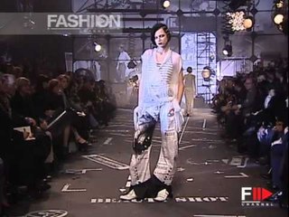 Fashion Show "John Galliano" Pret a Porter Women Autumn Winter 2005 2006 Paris 1 of 4