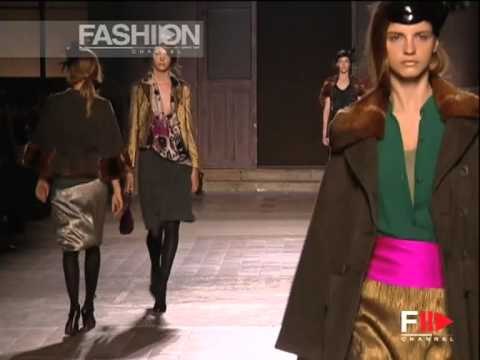 Fashion Show Dries Van Noten Pret a Porter Women Autumn Winter 2005 2006 Paris 3 of 3
