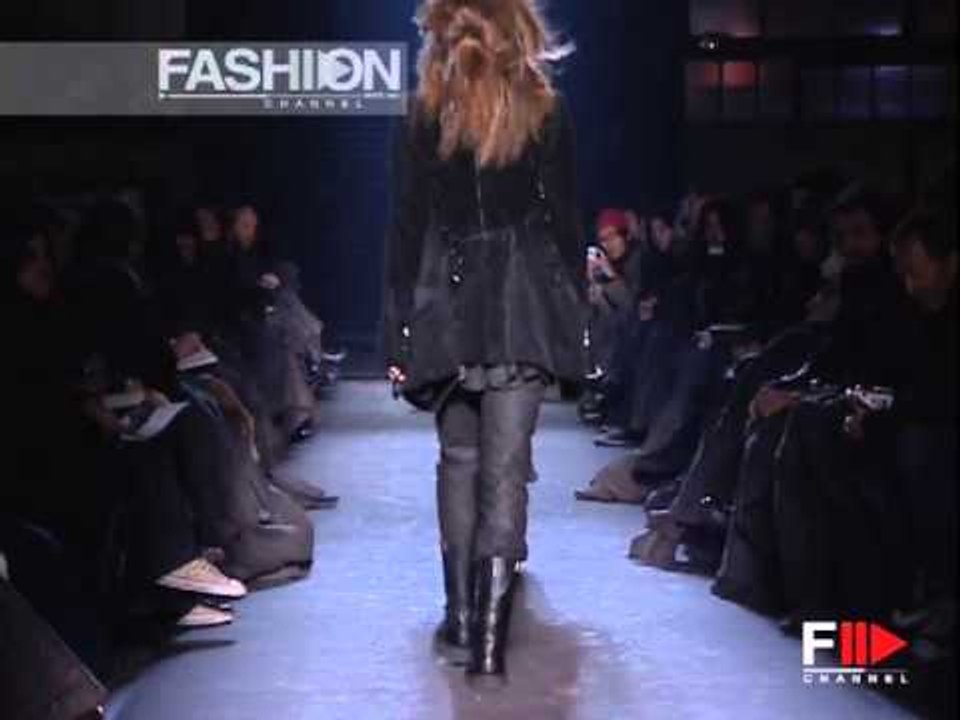Fashion Show "Ann Demeulemeester" Pret a Porter Women Autumn Winter 2005 2006 Paris 3 of 3