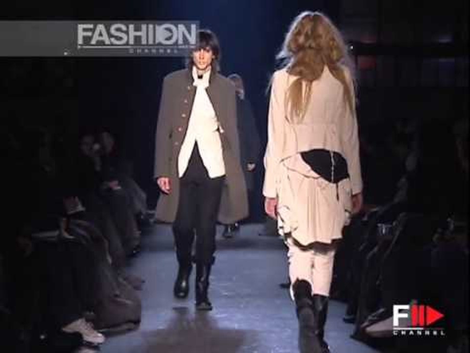 Fashion Show "Ann Demeulemeester" Pret a Porter Women Autumn Winter 2005 2006 Paris 1 of 3