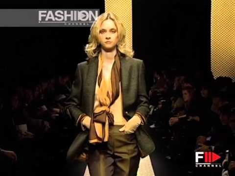 Fashion Show Daks Pret a Porter Women Autumn Winter 2005 2006 Milan 1 of 3