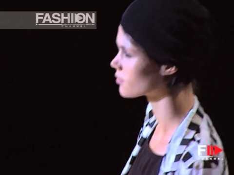 Giorgio Armani Spring Summer 2001 1 of 4 Milan Pret a Porter by FashionChannel