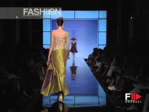 Valentino Autumn Winter 2000 2001 Paris 3 of 5 Haute Couture woman by FashionChannel