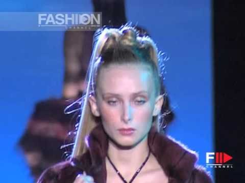 Elie Saab Autumn Winter 2000 2001 Paris 4 of 7 Haute Couture woman by FashionChannel