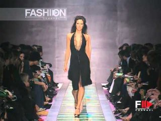 "Versace" Autumn Winter 2000 2001 Milan 3 of 4 pret a porter woman by Fashion Channel