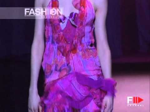 Emanuel Ungaro Autumn Winter 2004 2005 Paris 3 of 3 Pret a Porter by FashionChannel