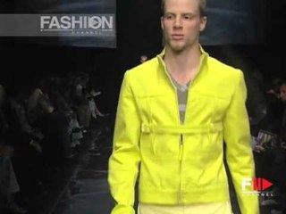 "Versus" Spring Summer 2000 Milan 1 of 3 Pret a Porter Men by FashionChannel