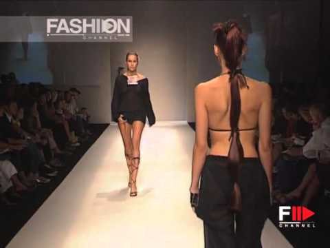 Fisico Spring Summer 2000 Milan 4 of 4 Pret a Porter by FashionChannel