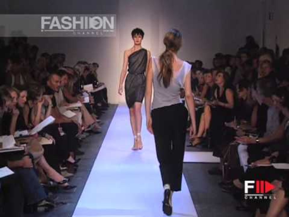 "Narciso Rodriguez" Spring Summer 2000 Milan 1 of 3 pret a porter woman by FashionChannel