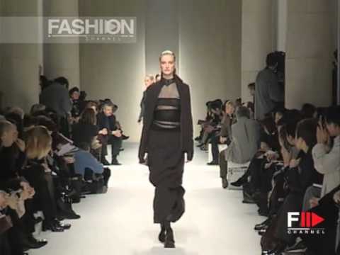 Romeo Gigli Autumn Winter 1999 2000 Paris 3 of 5 pret a porter woman by FashionChannel