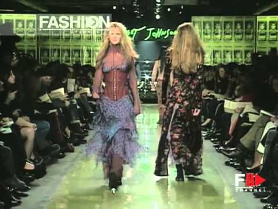 "Betsey Johnson" Autumn Winter 1999 2000 New York 2 of 6 pret a porter woman by FashionChannel