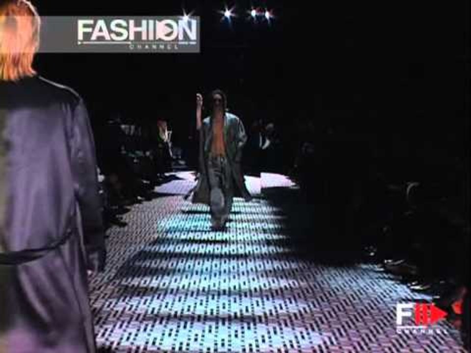 "Gucci" Autumn Winter 2003 2004 Milan 3 of 3 Menswear by FashionChannel