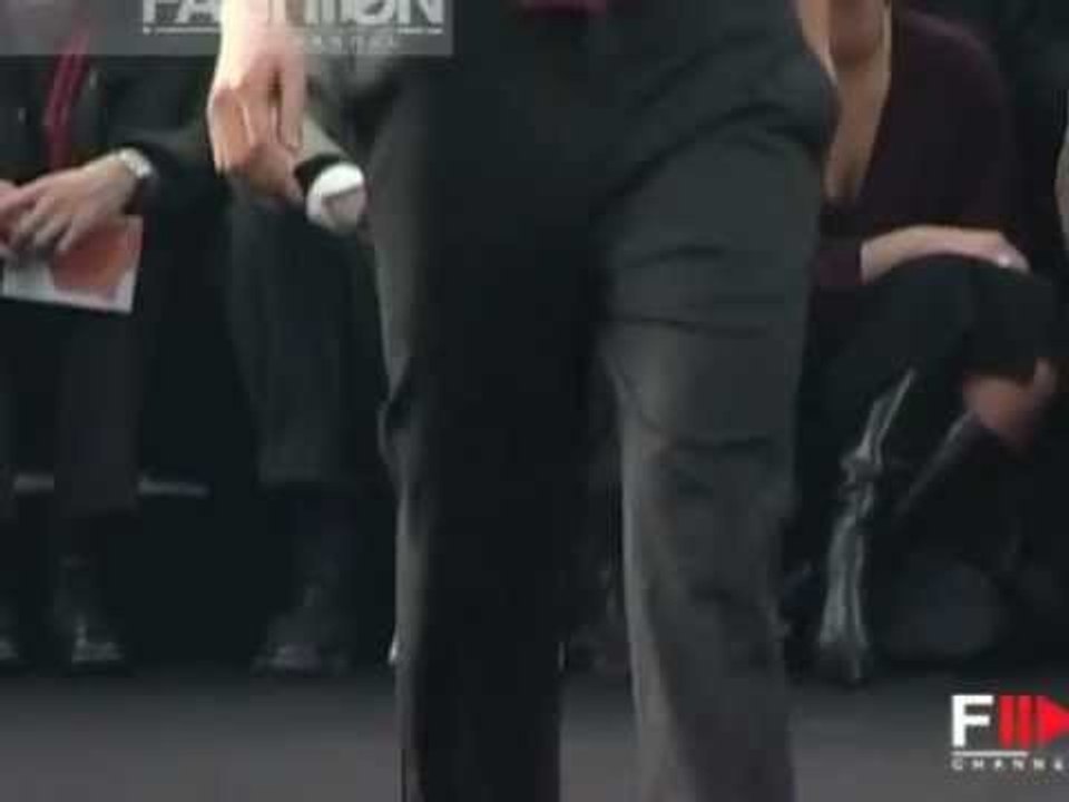 "NY Industrie" Autumn Winter 2003 2004 Milan 1 of 3 Menswear by FashionChannel