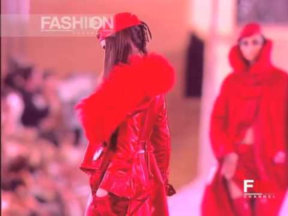 "Christian Dior" Autumn Winter 1999 2000 Paris 2 of 4 Haute Couture woman by FashionChannel