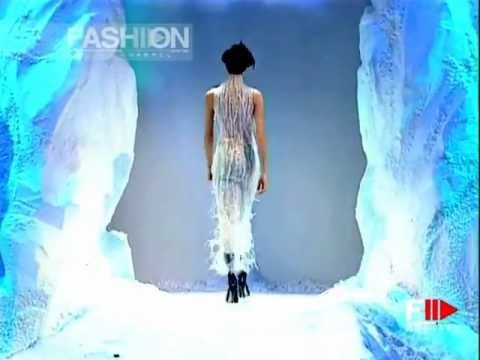 Julien Macdonald Autumn Winter 1999 2000 London 5 of 5 pret a porter woman by FashionChannel