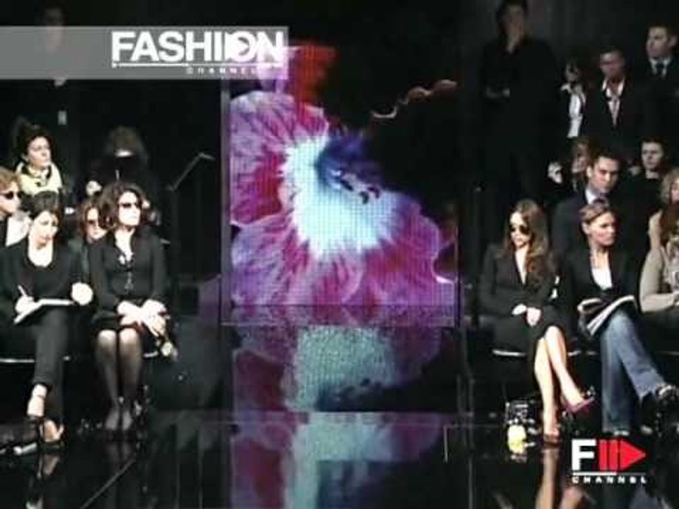 "Dolce e Gabbana" Autumn Winter 2003 2004 Milan 3 of 3 Pret a Porter Woman by FashionChannel