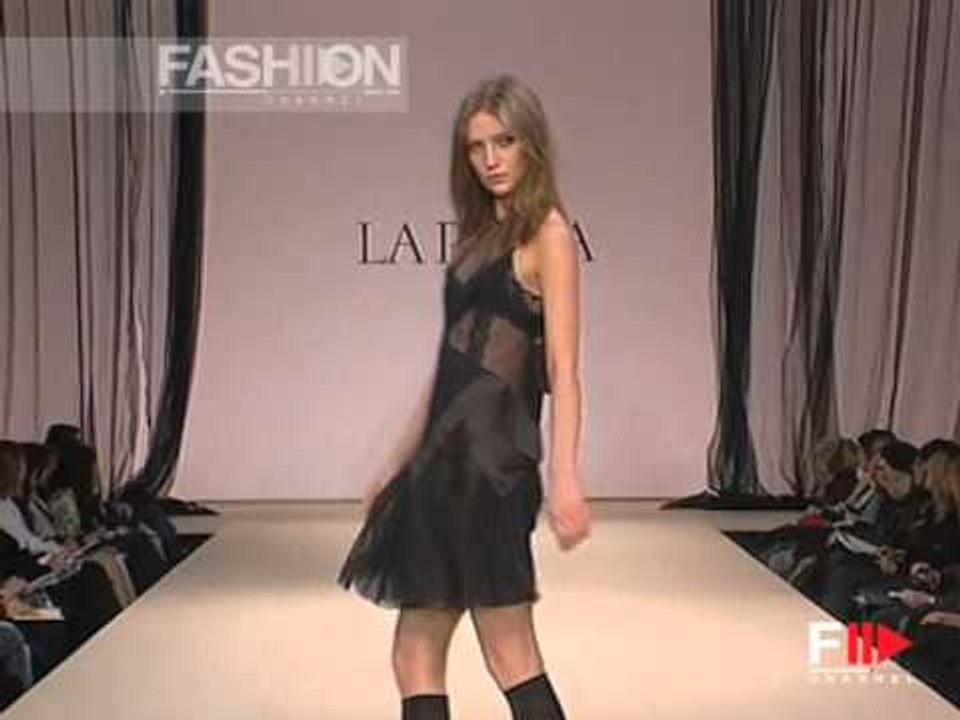 "La Perla" Autumn Winter 2003 2004 Milan 2 of 3 Pret a Porter Woman by FashionChannel