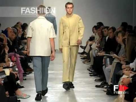Prada Spring Summer 1998 Milan 1 of 3 pret a porter men by FashionChannel