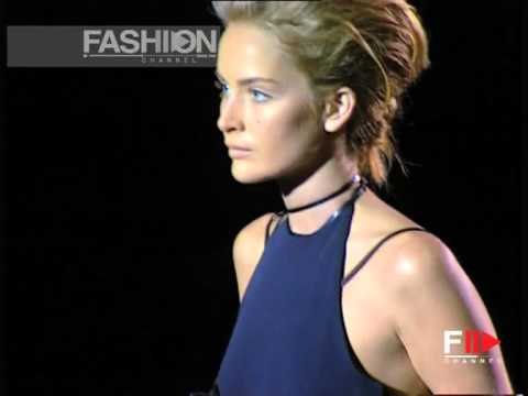 Gucci Spring Summer 1998 Milan 1 of 5 pret a porter woman by FashionChannel