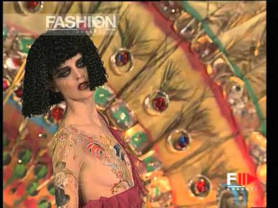 "John Galliano" Autumn Winter 1997 1998 Paris 2 of 3 pret a porter woman by FashionChannel