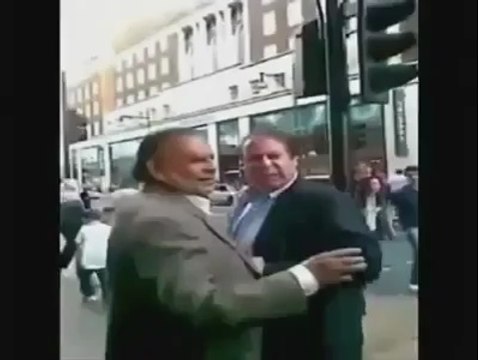 نوازشريف کي بيرون ملک ايک پاکستاني کے ہاتھوں بھرپور بےعزتي آگے کيا ھوا آپ خود ھي ديکھ ليں....