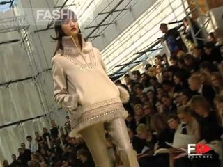 "Louis Vuitton" Autumn Winter 2002 2003 Paris 3 of 3 by FashionChannel