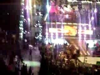 raw comienza el show en vivo este lunes