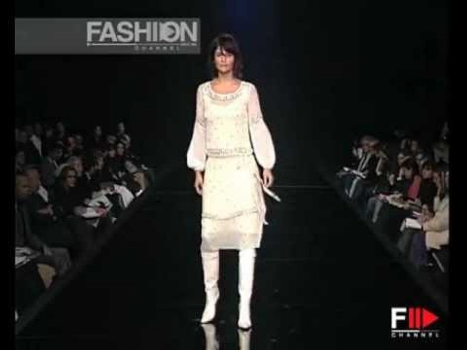 "Alessandro Dell'Acqua" Autumn Winter 2002 2003 Milan 1 of 3 by FashionChannel