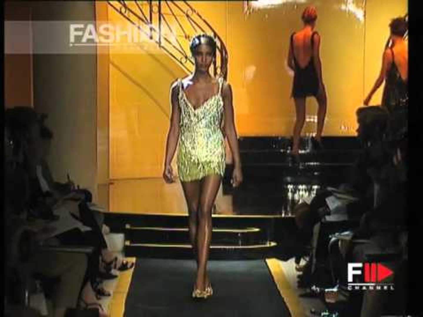 GIANNI VERSACE" The last Haute Couture Show 1997 Ritz Hotel Paris by Fashion  Channel - video Dailymotion