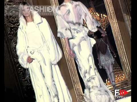 Roberto Cavalli Autumn Winter 2002 2003 Milan 4 of 4 by FashionChannel