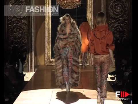 Roberto Cavalli Autumn Winter 2002 2003 Milan 2 of 4 by FashionChannel