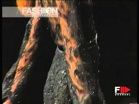 Emanuel Ungaro Autumn Winter 1996 1997 Paris 6 of 7 pret a porter woman by FashionChannel