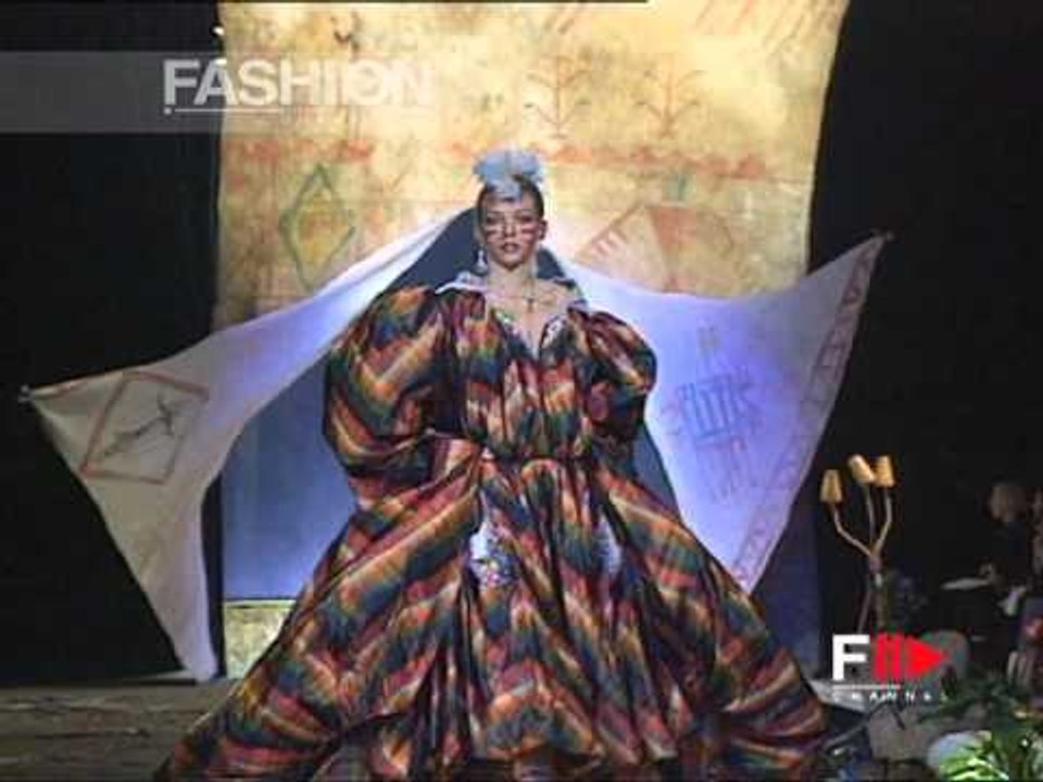 "John Galliano" Autumn Winter 1996 1997 Paris 1 of 6 pret a porter woman by FashionChannel