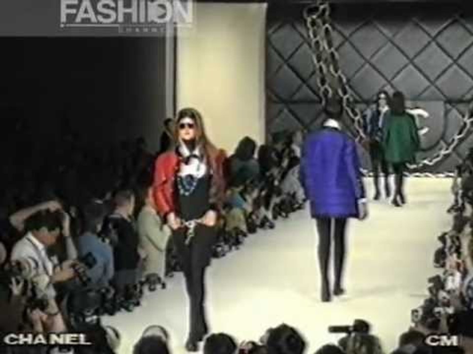 "Chanel" Autumn Winter 1990 1991 Paris Pret a Porter Woman by Canale Moda
