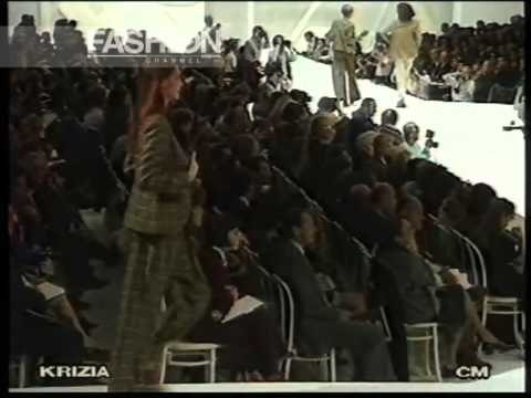 Krizia Spring Summer 1990 Milan pret a porter women by Canale Moda