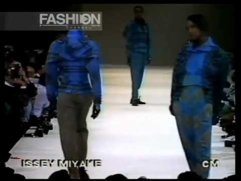 Issey Myake Autumn Winter 1989 1990 Paris pret a porter women by Canale Moda