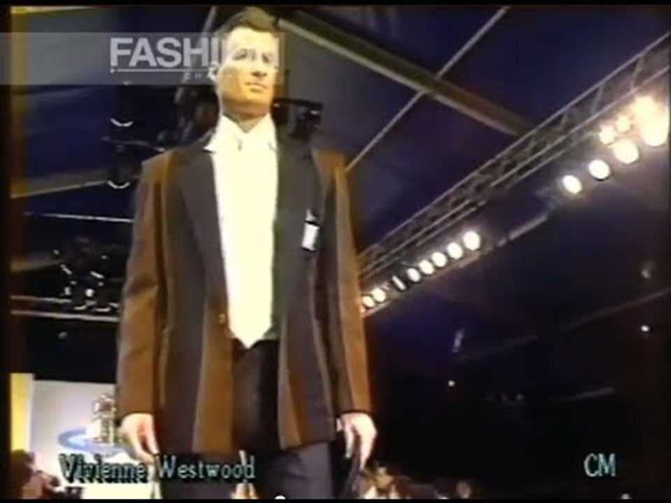 "Vivienne Westwood" Autumn Winter 1988 1989 Paris pret a porter women by Canale Moda