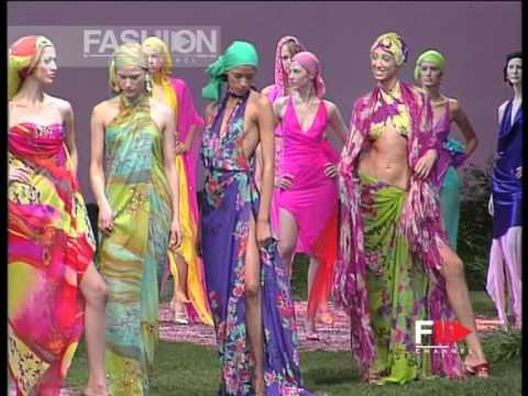 Emanuel Ungaro Spring Summer 2001 Paris 4 of 5 Haute Couture by FashionChannel