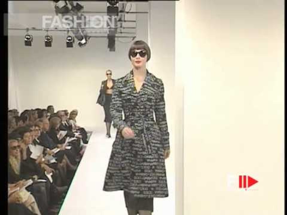 "Dolce&Gabbana" Spring Summer 1995 Milan 4 of 6 pret a porter woman by FashionChannel