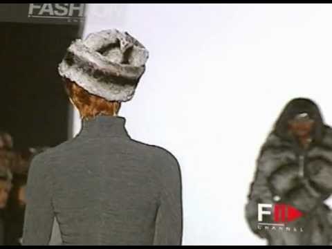 Gianfranco Ferrè Autumn Winter 1995 1996 Milan 3 of 9 pret a porter woman by FashionChannel