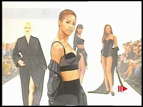 Gianfranco Ferrè Autumn Winter 1995 1996 Milan 6 of 9 pret a porter woman by FashionChannel