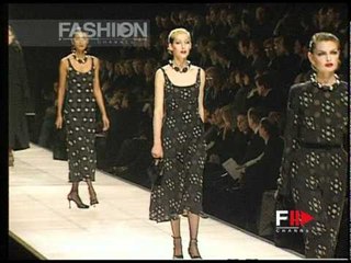 "Giorgio Armani" Autumn Winter 1995 1996 Milan 6 of 10 pret a porter woman by FashionChannel
