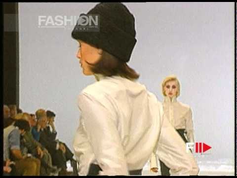 Gianfranco Ferrè Autumn Winter 1995 1996 Milan 2 of 9 pret a porter woman by FashionChannel
